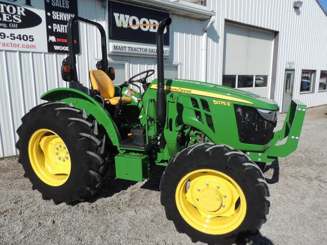 Image of John Deere 5075E equipment image 2