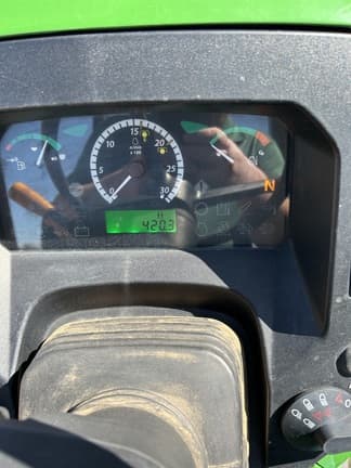 Image of John Deere 5075E equipment image 4