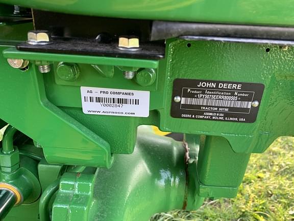 Image of John Deere 5075E equipment image 1