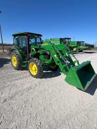 Main image John Deere 5075E