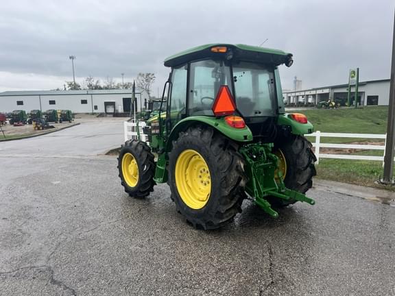 Image of John Deere 5075E equipment image 2