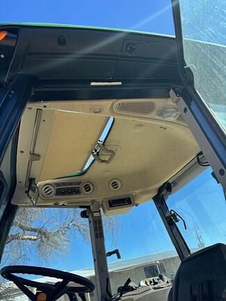 Image of John Deere 5075E equipment image 2