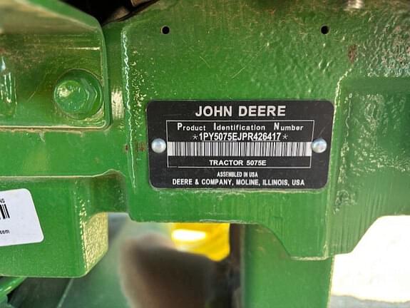 Image of John Deere 5075E equipment image 4