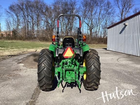 Image of John Deere 5075E equipment image 4
