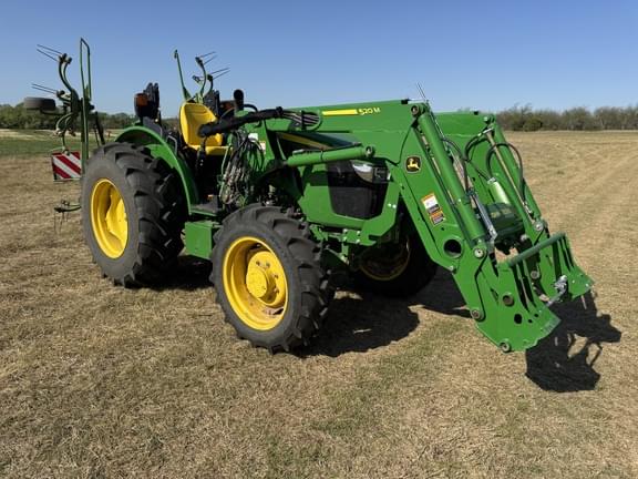Image of John Deere 5075E equipment image 3