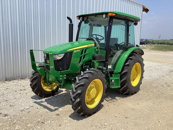 Image of John Deere 5075E equipment image 1