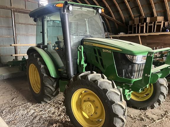 Image of John Deere 5075E Primary image