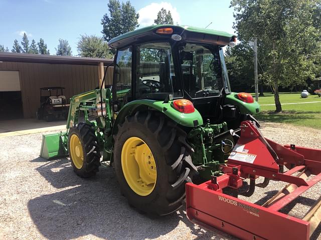 Image of John Deere 5075E equipment image 4