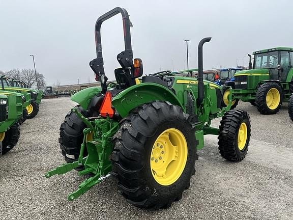 Image of John Deere 5075E equipment image 3