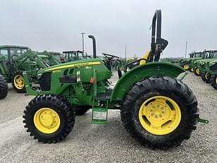 Main image John Deere 5075E 7