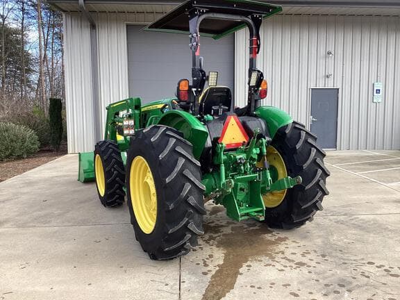 Image of John Deere 5075E equipment image 3