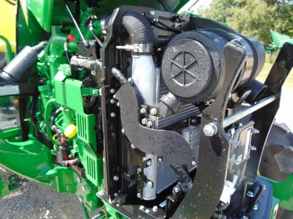 Image of John Deere 5075E equipment image 4
