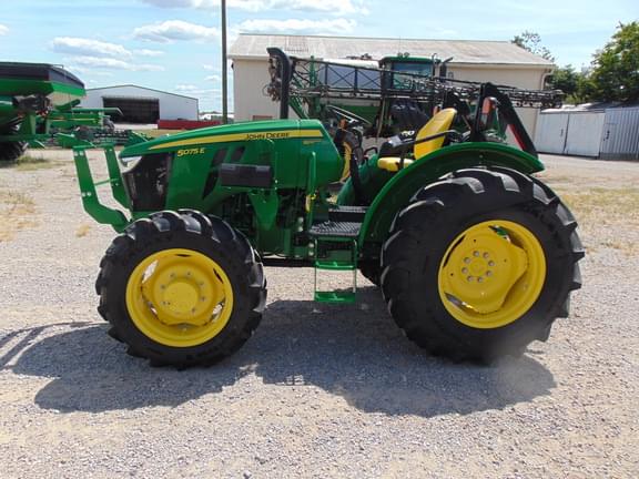Image of John Deere 5075E Primary image