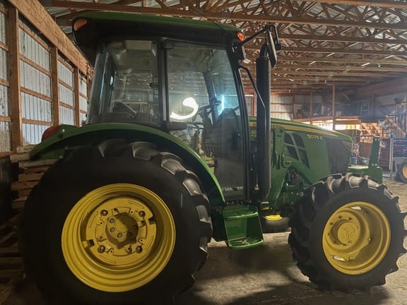 2024 John Deere 5075E Equipment Image0