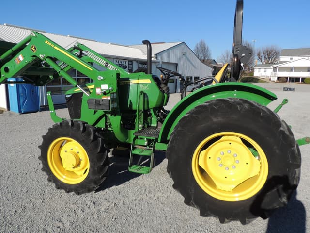 Image of John Deere 5075E equipment image 1