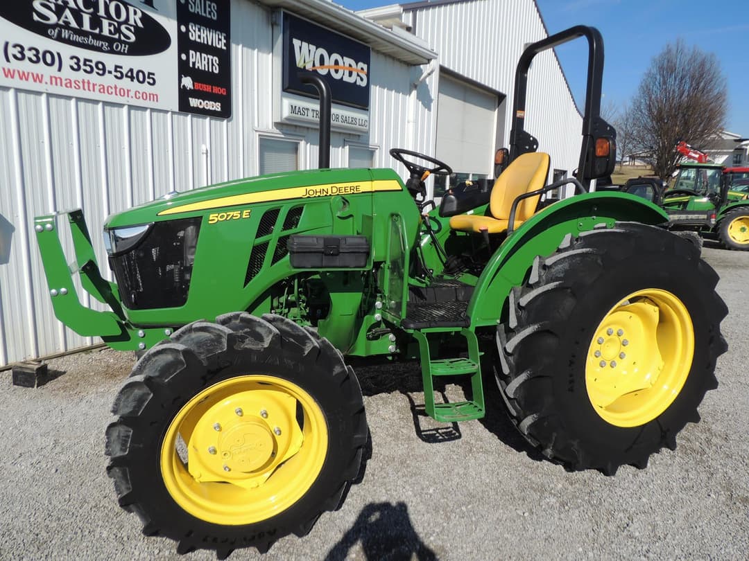 Image of John Deere 5075E Primary image