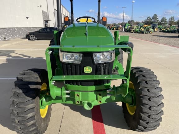 Image of John Deere 5075E equipment image 3