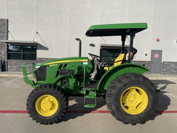 Image of John Deere 5075E Primary image