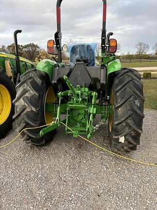 Image of John Deere 5075E equipment image 2