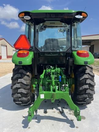 Image of John Deere 5075E equipment image 1
