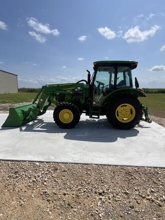 Image of John Deere 5075E equipment image 2