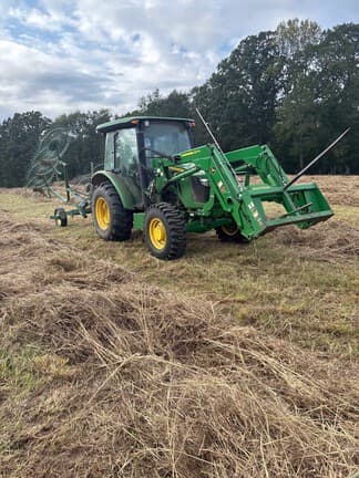 Image of John Deere 5075E equipment image 3