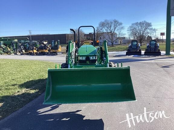 Image of John Deere 5075E equipment image 3