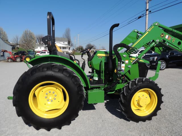 Image of John Deere 5075E equipment image 4