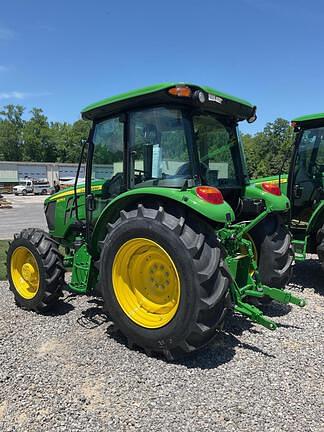 Image of John Deere 5075E equipment image 3