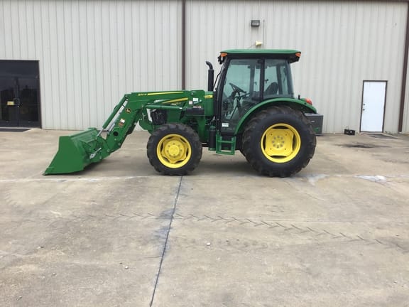 Main image John Deere 5075E