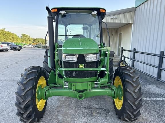 Image of John Deere 5075E equipment image 2