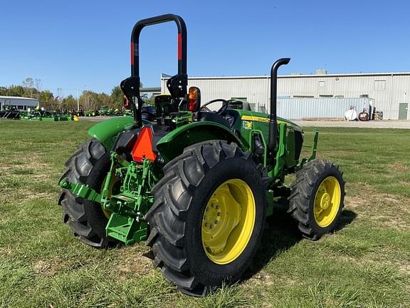 Image of John Deere 5075E equipment image 4