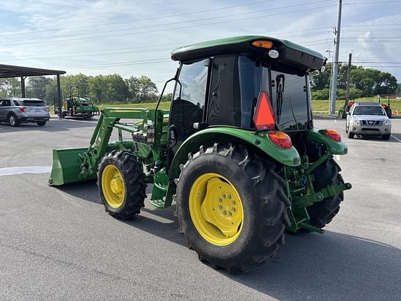 Image of John Deere 5075E equipment image 2