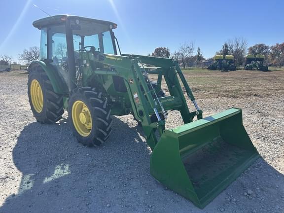 Image of John Deere 5075E equipment image 3