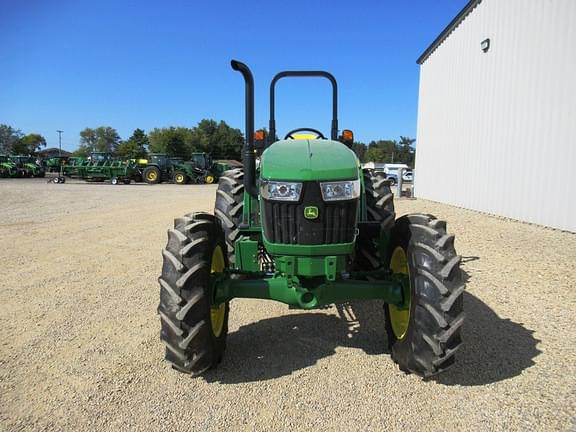 Image of John Deere 5075E equipment image 4