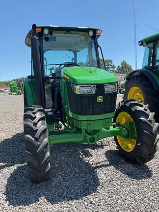 Image of John Deere 5075E equipment image 2