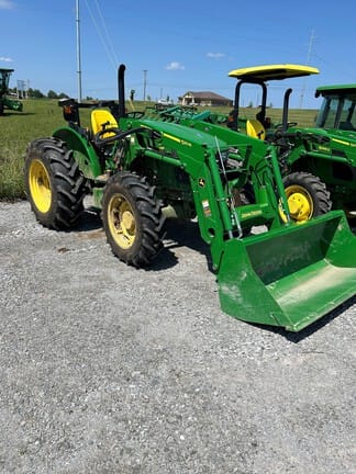 Main image John Deere 5075E