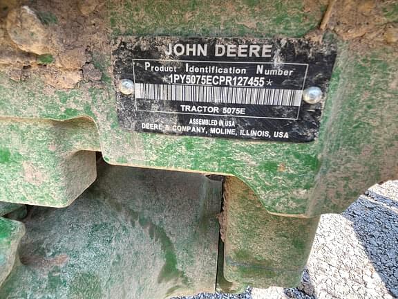 Image of John Deere 5075E equipment image 3