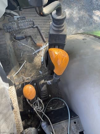 Image of John Deere 5075E equipment image 4