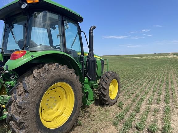 Image of John Deere 5075E equipment image 2
