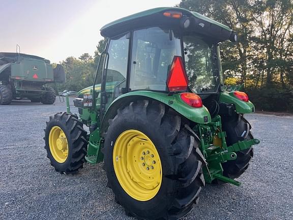 Image of John Deere 5075E equipment image 2