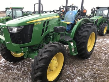 Main image John Deere 5075E