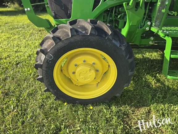 Image of John Deere 5075E equipment image 2