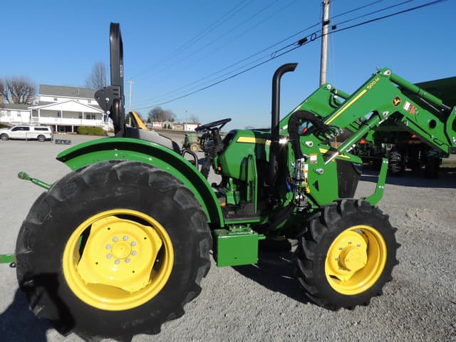 Image of John Deere 5075E equipment image 3