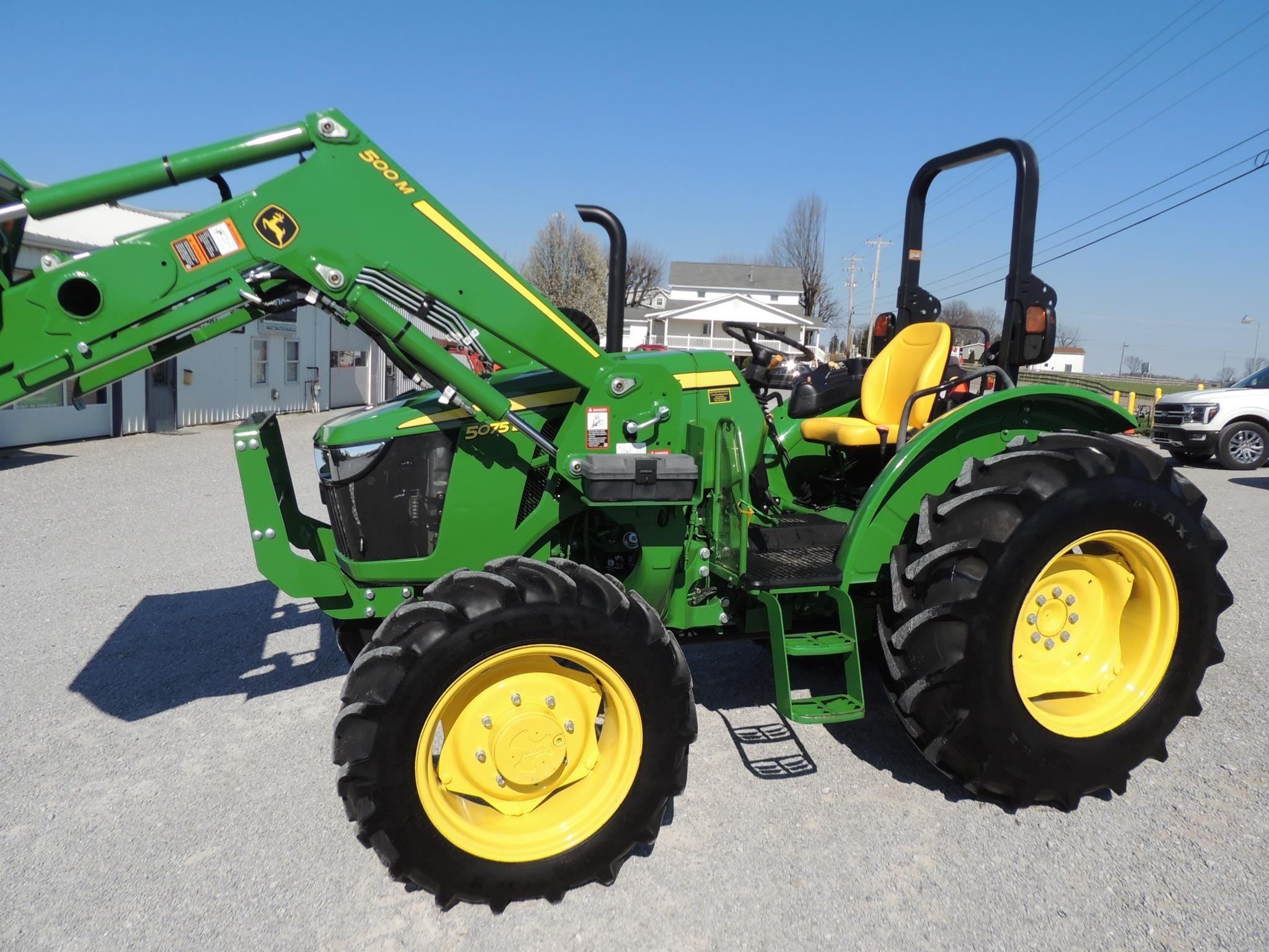 2024 John Deere 5075E Equipment Image0