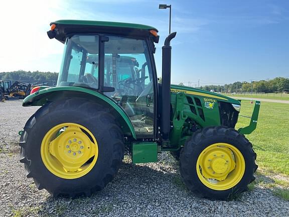 Image of John Deere 5075E equipment image 3