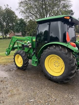 Image of John Deere 5075E equipment image 1