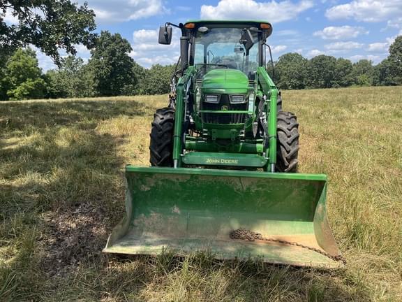 Image of John Deere 5075E equipment image 3