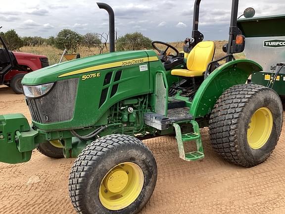 Image of John Deere 5075E Primary image