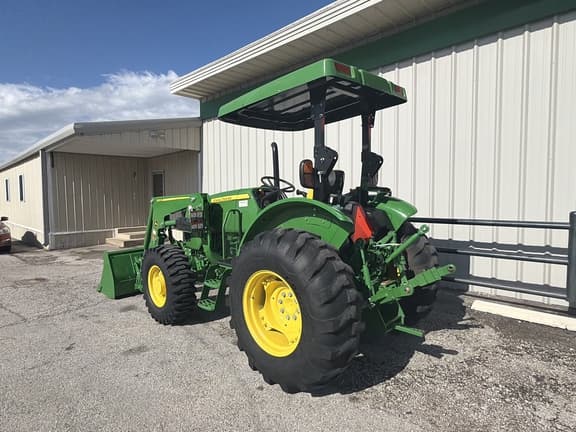 Image of John Deere 5075E equipment image 3